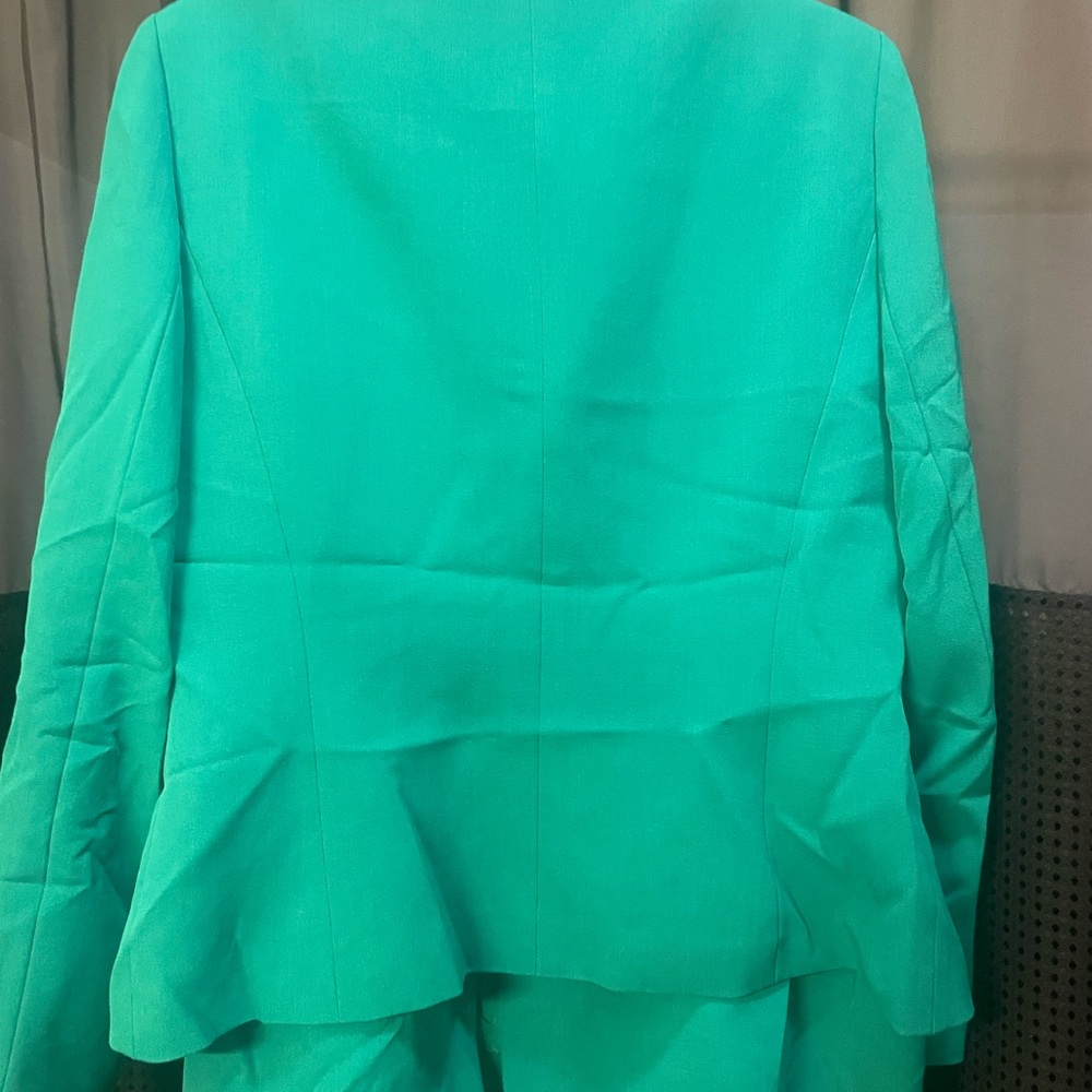 Tahari Emerald Green Skirt Suit with Gold Accents - Picture 4 of 8